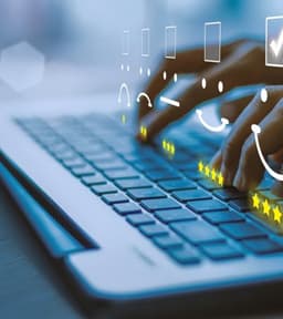 業界特化型のカスタマイズ